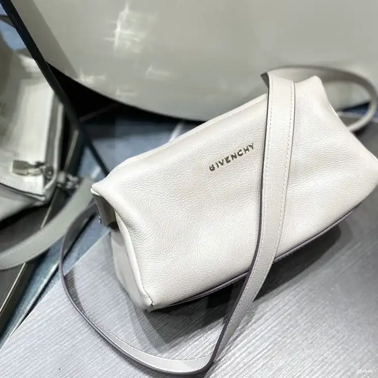 Givenchy 2209SW0045 Bag 0824